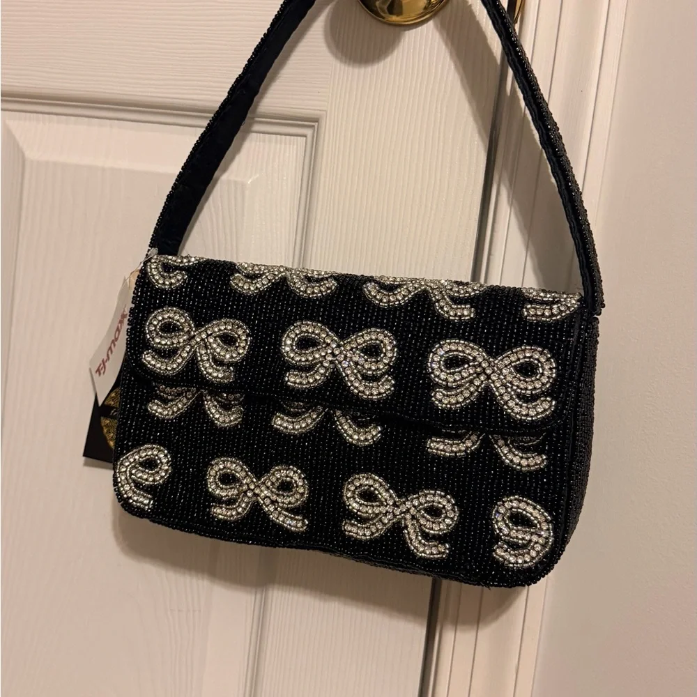 Viral Bow Beaded Purse - Picture 5 of 5